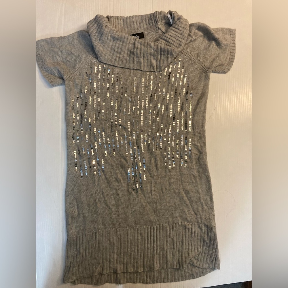 A Byer gray sweater dress with sequins